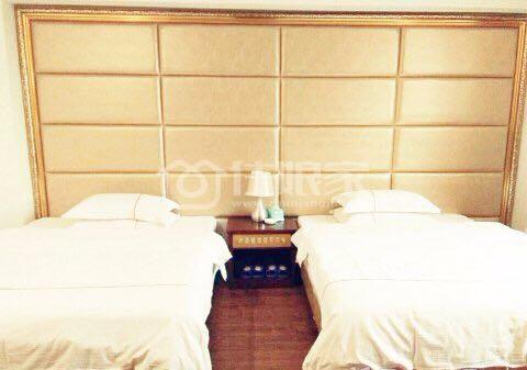 四会汇龙大酒店-标准双人房