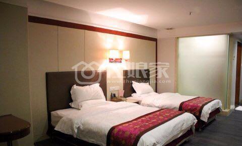 四会龙城大酒店-豪华双人房