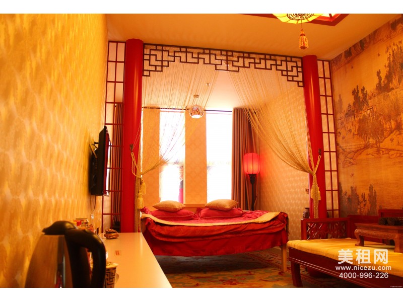 天津其家主题酒店皇帝豪华房