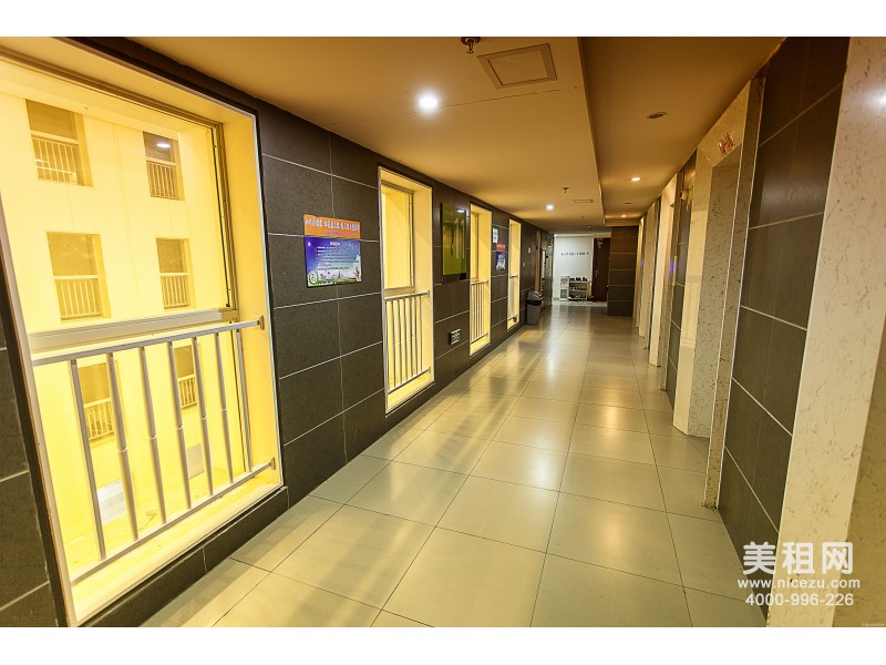 天津金轩之家盛馨酒店式公寓温馨大床房