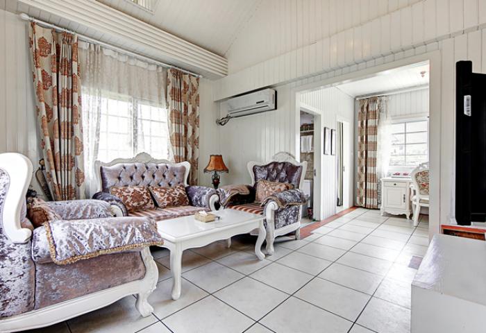 百合-复式套房（独栋木屋）