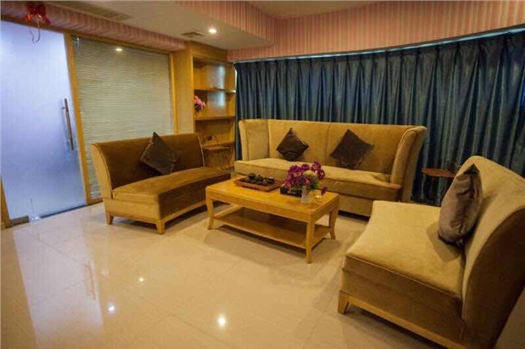 富山大酒店--总统套房