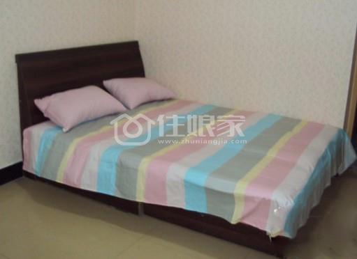 高层家庭旅馆02号房