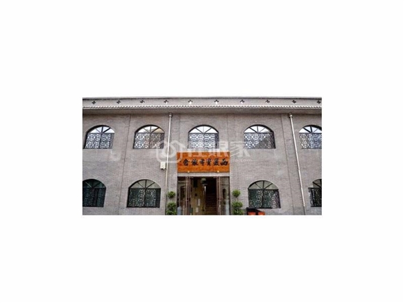 男生多人床位房