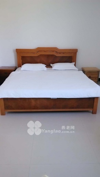 
              三亚阳光明海度假别墅公寓电话                            