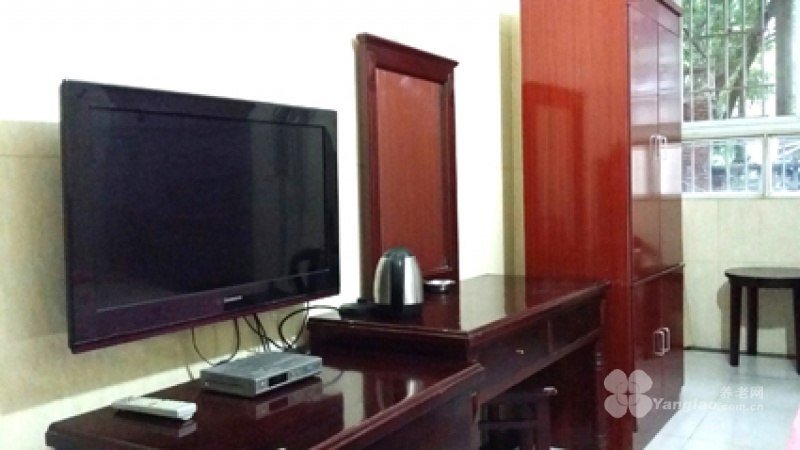 
              自贡红新老年服务有限公司红新健康老年公寓（养老院）                            